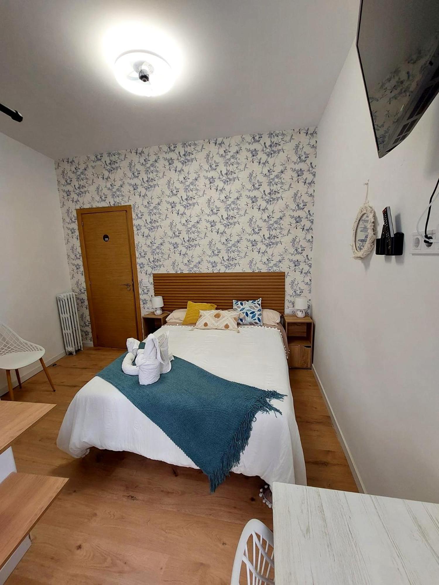 Habitaciones Universal Madrid Exterior photo